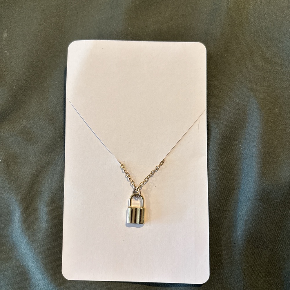 SHEIN Gold Padlock Charm Necklace
